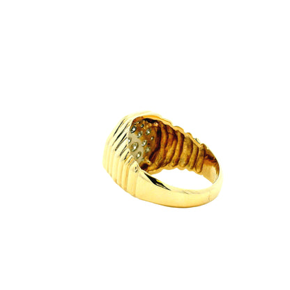14k Yellow Gold 1.8ctw Round Diamond Pavé Cluster Cocktail Ring — underside view