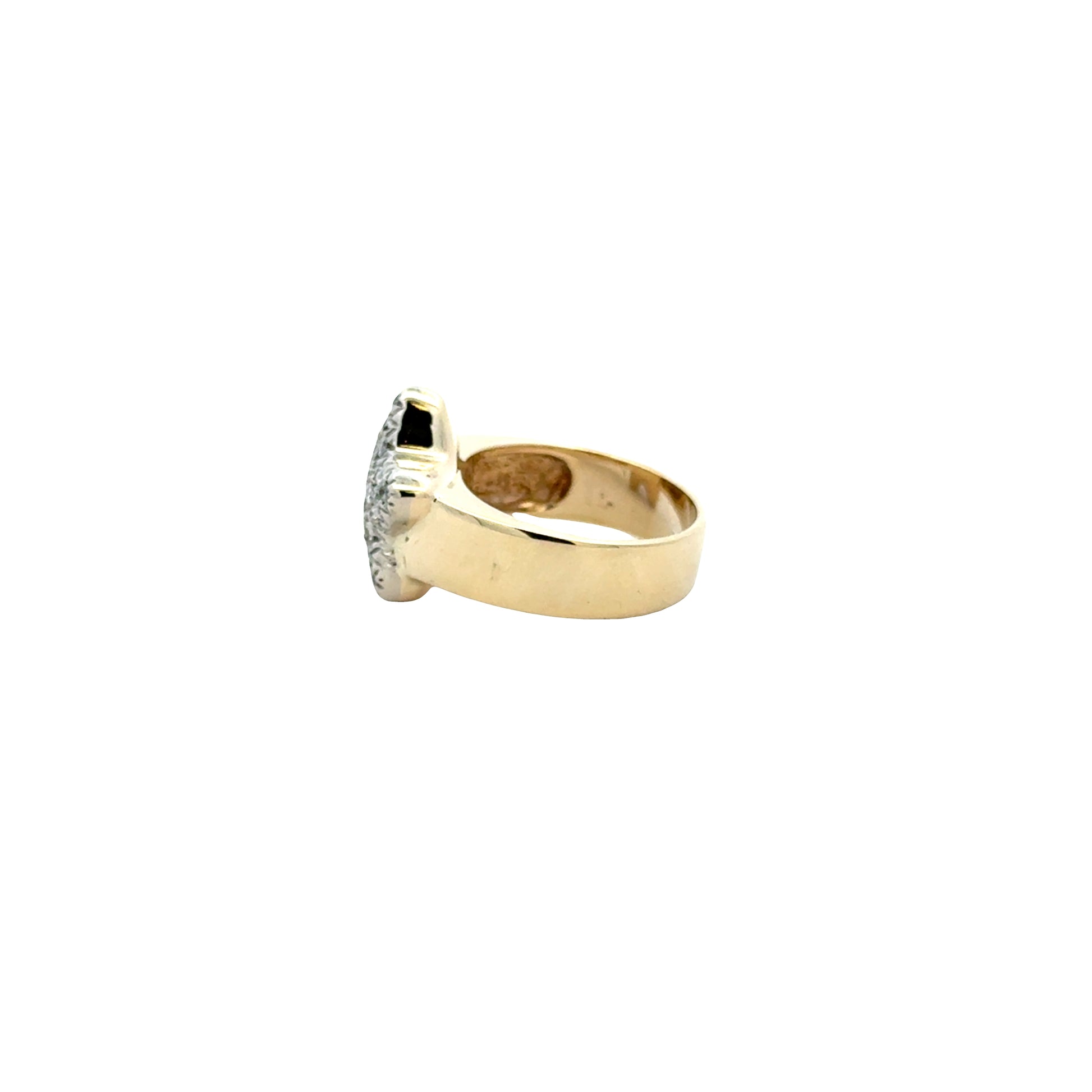 14k Yellow Gold 0.30ctw Pavé Set Diamond Star Ring — underside view