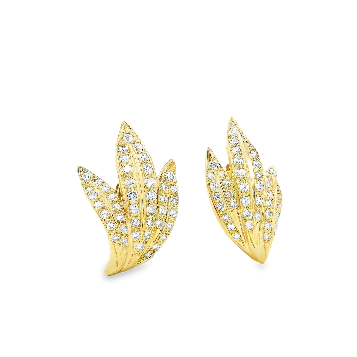 18k Yellow Gold 2.50ctw Round Brilliant Diamond Pavé Leaf Motif Earrings — reverse showing the back