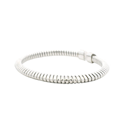 18k White Gold 0.48ctw Round Brilliant Diamond Ribbed Pavé Bangle Bracelet — reverse view