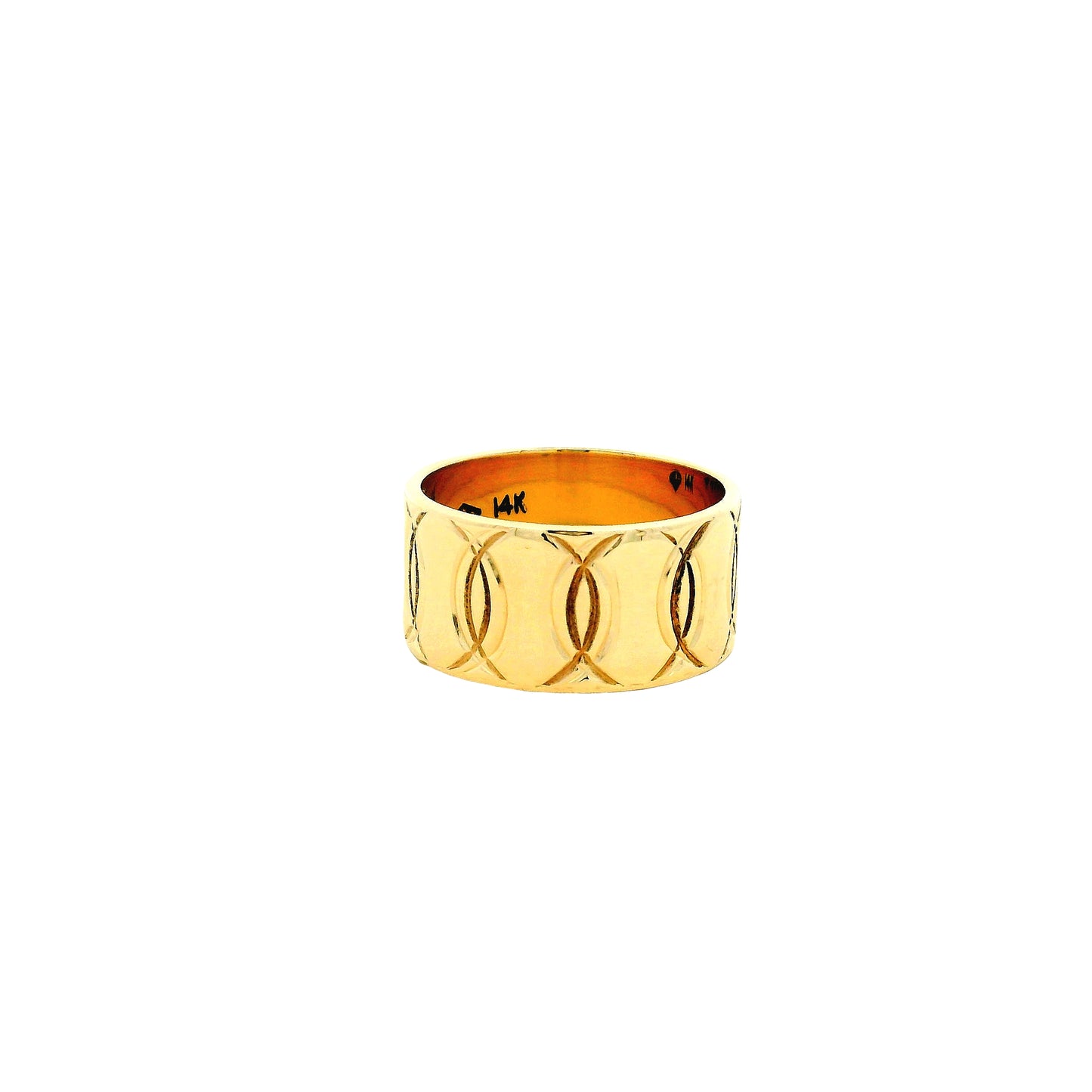 14k Yellow Gold Repeating Oval Pattern Fashion Ring — underside view