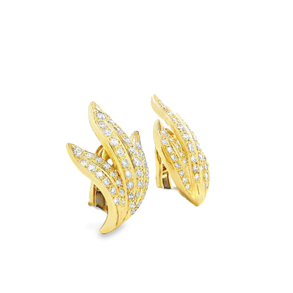 18k Yellow Gold 2.50ctw Round Brilliant Diamond Pavé Leaf Motif Earrings — photo 8 of 10