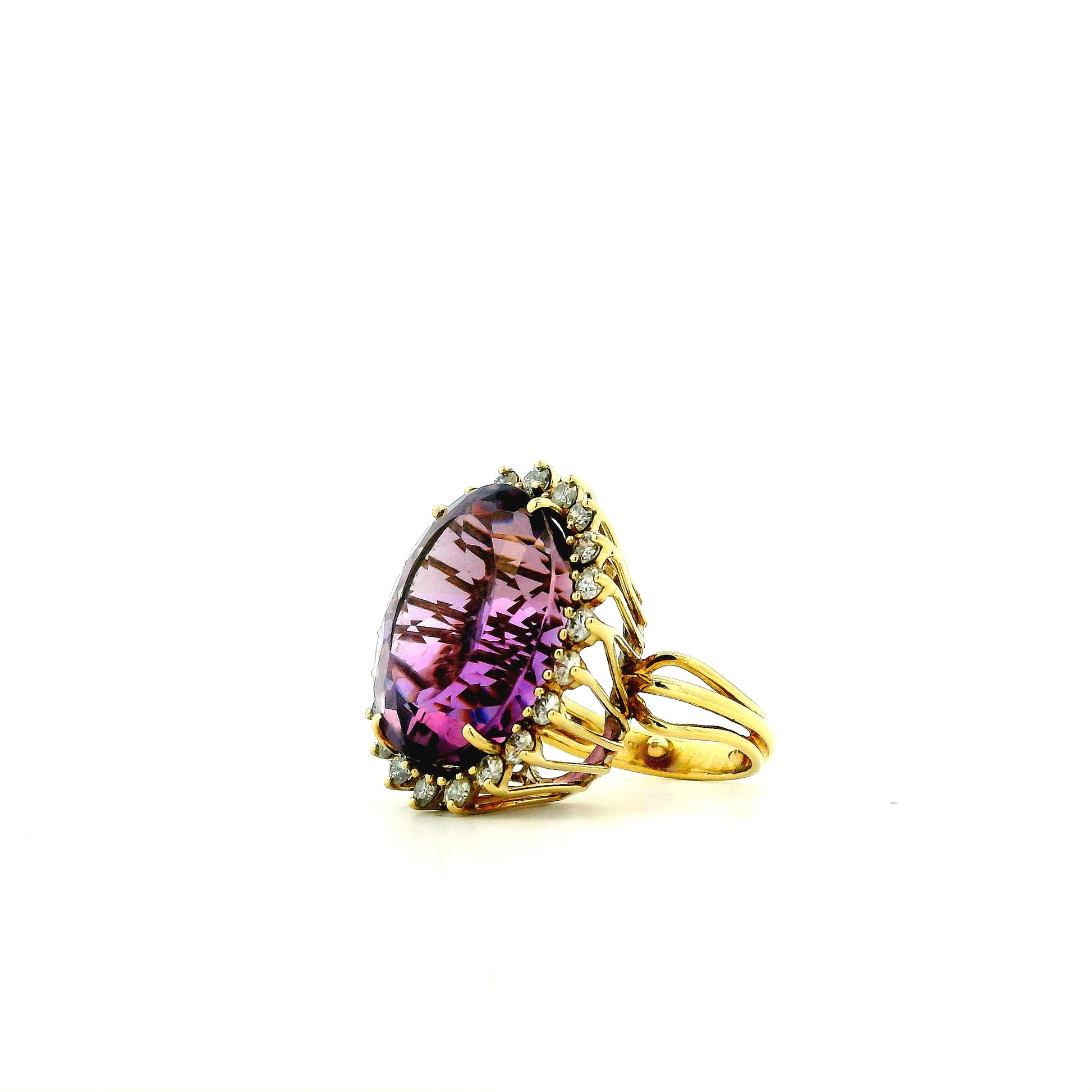 14k Yellow Gold 30ct Oval Amethyst Halo Diamond Accent Cocktail Ring — photo 8 of 11