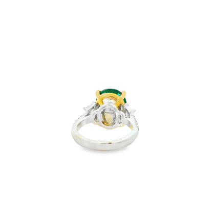 18k Two-Tone Gold 8.00ct Oval Cut Natural Emerald and 0.38ctw Diamond Ring — photo 8 of 12
