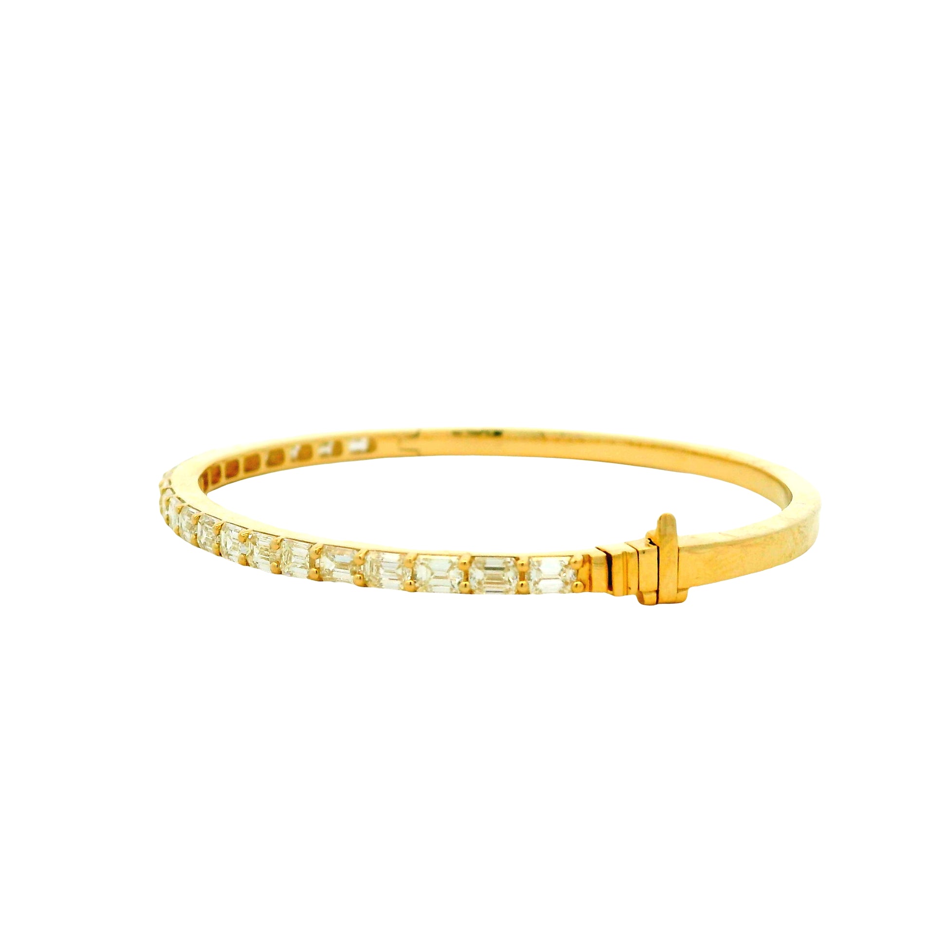 14k Yellow Gold 3.14ctw Emerald Cut Diamond Bangle Bracelet — photo 8 of 11