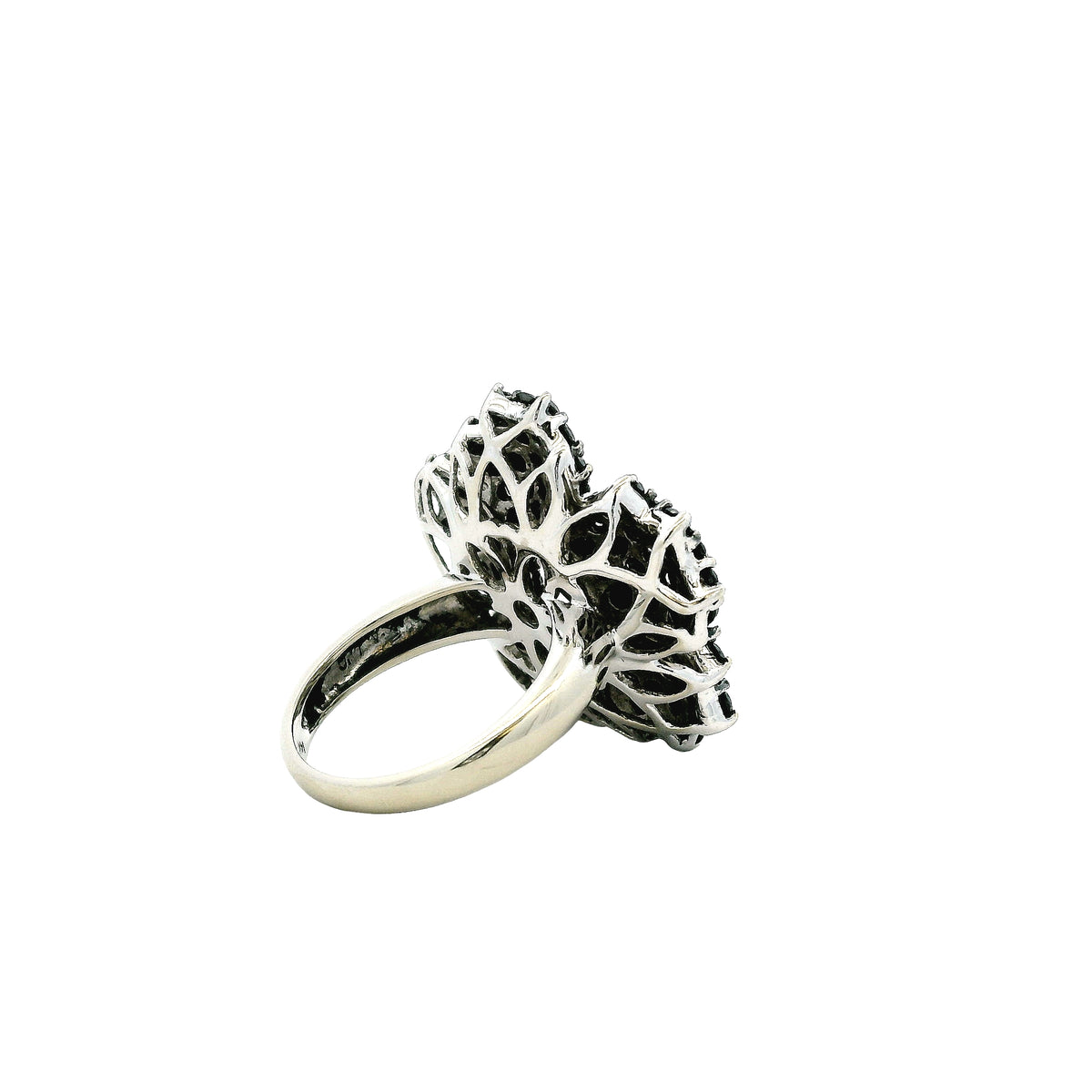 14k White Gold 1.75ctw Round Brilliant White and Black Diamond Floral Cluster Ring — photo 8 of 10
