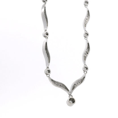 14k White Gold 0.90ctw Round Brilliant Diamond V-Shaped Necklace — photo 8 of 10