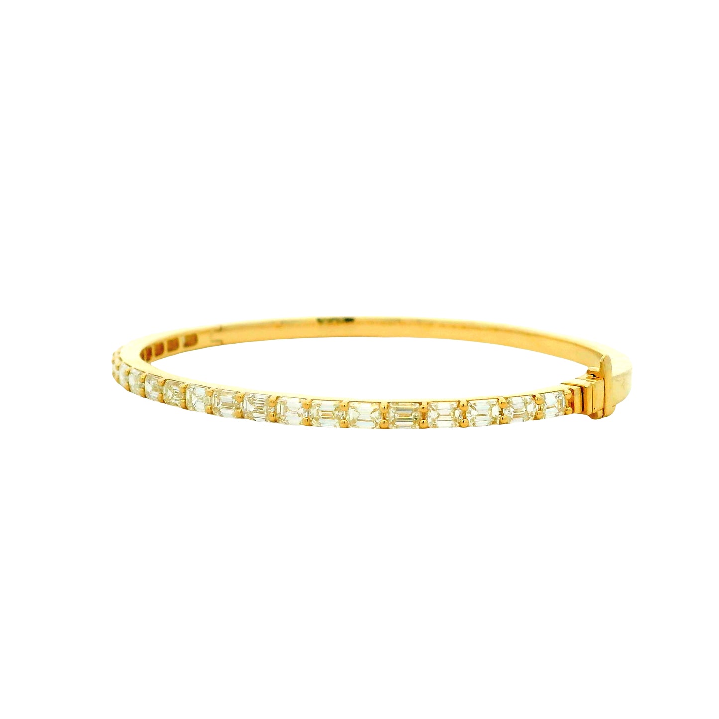 14k Yellow Gold 3.14ctw Emerald Cut Diamond Bangle Bracelet — photo 9 of 11