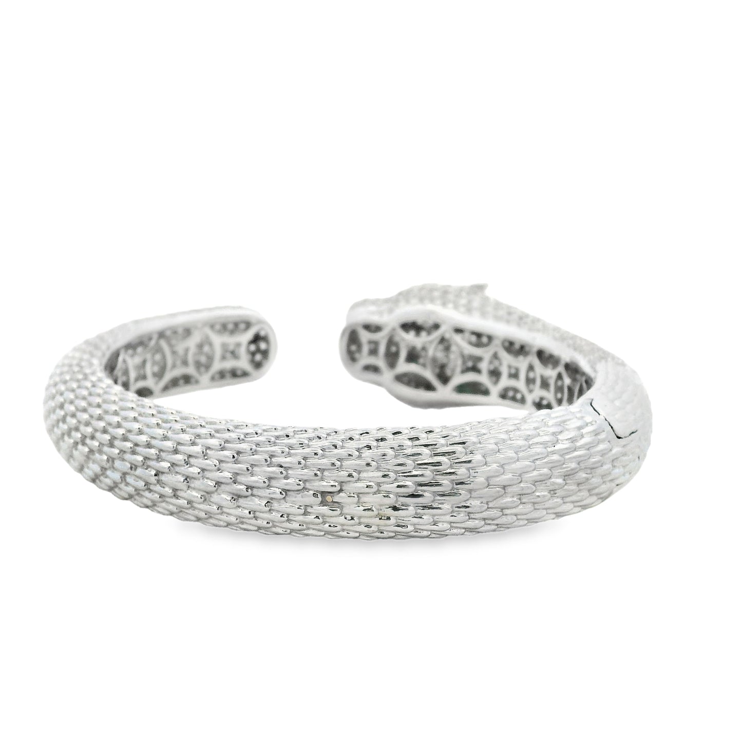 18k White Gold 0.31ctw Emerald and 10.57ctw Round Diamond Pavé Panther Hinged Bangle Bracelet — photo 9 of 13