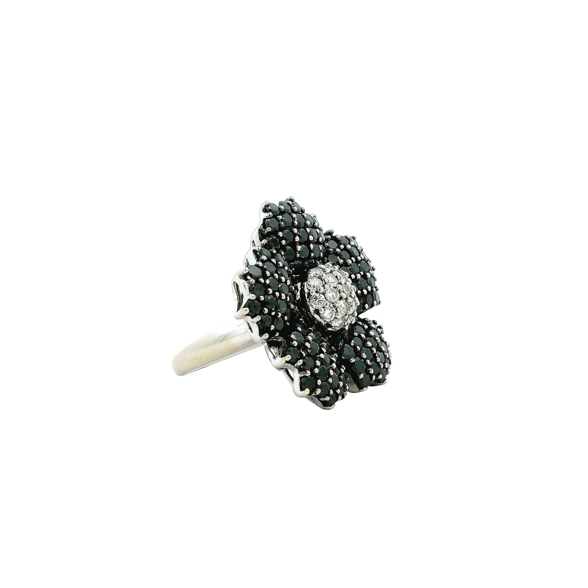 14k White Gold 1.75ctw Round Brilliant White and Black Diamond Floral Cluster Ring — photo 9 of 10
