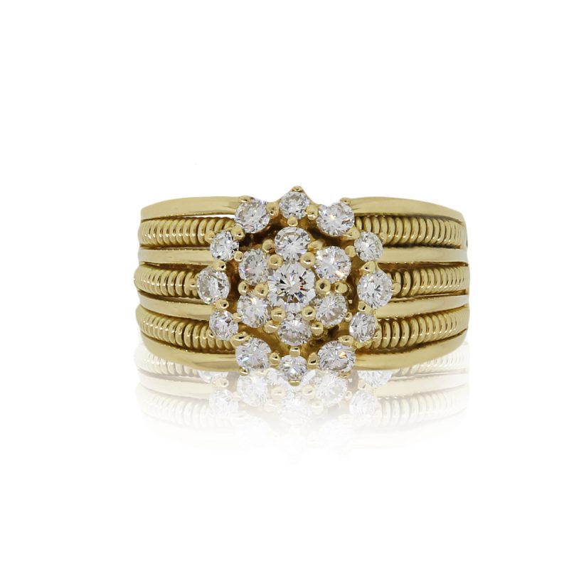 18k Yellow Gold 0.70ctw Diamond Flower Ribbed Ring