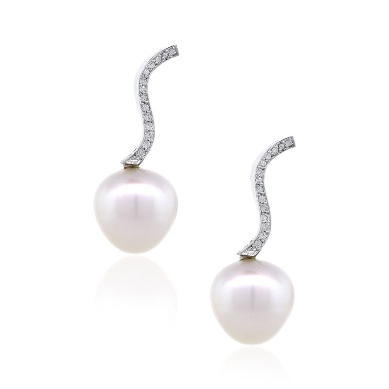 18k White Gold 0.28ctw Diamond Pearl Dangle Earrings