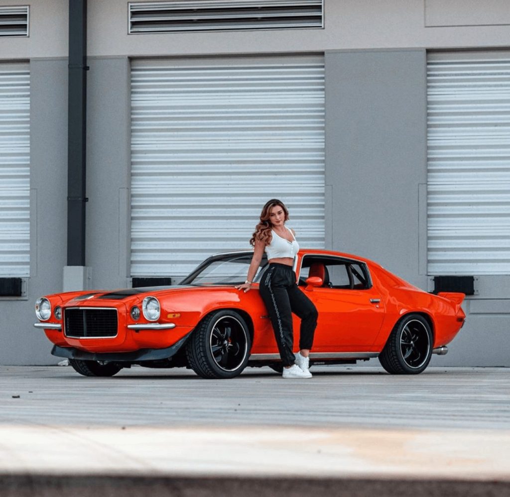 1024px x 999px - Julia's Garage: Female Classic Car Collector From Boca Raton