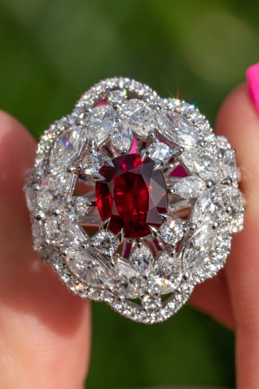 Sapphire vs Ruby vs Emerald: Which Precious Gemstone is the Best?