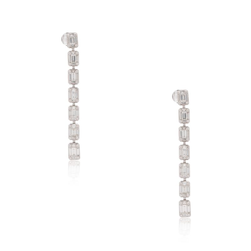 18k White Gold 3.25ctw Diamond Dangle Earrings 