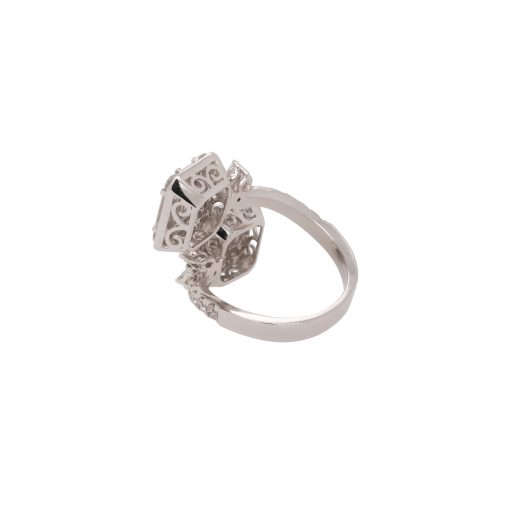 18k White Gold 2.59ctw Diamond Overpass Illusion Ring