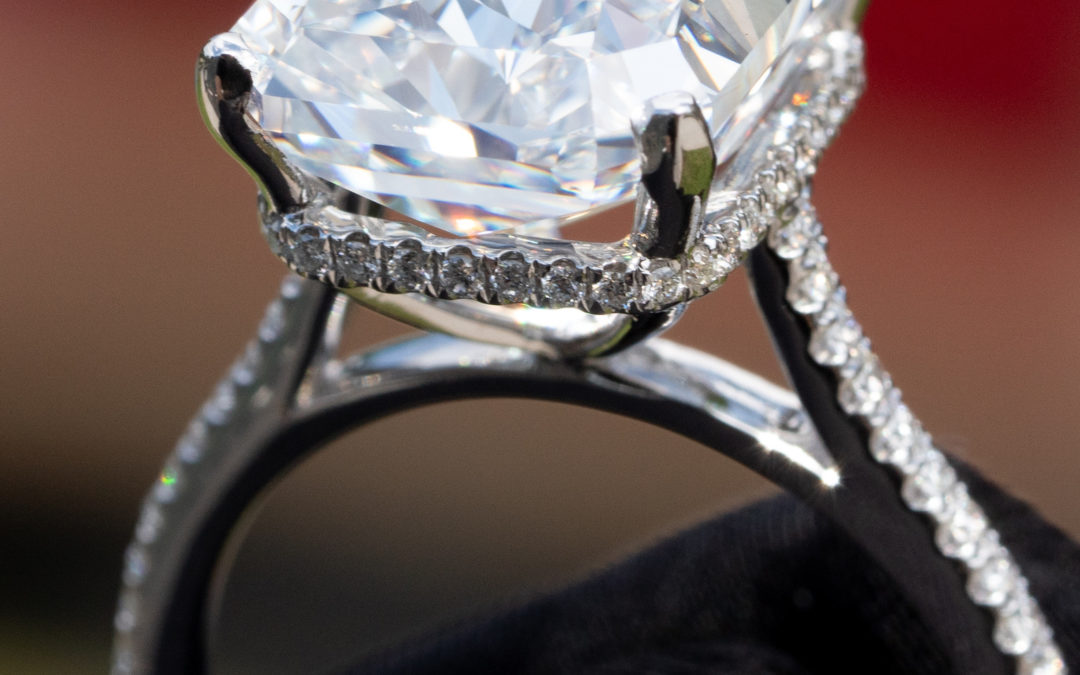 Six-Claw Platinum Moissanite Engagement Ring 