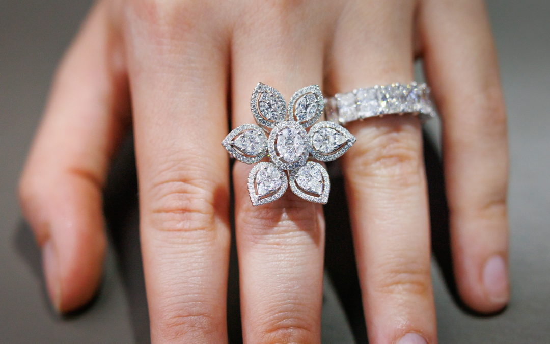Flower-Shaped Engagement Ring 
