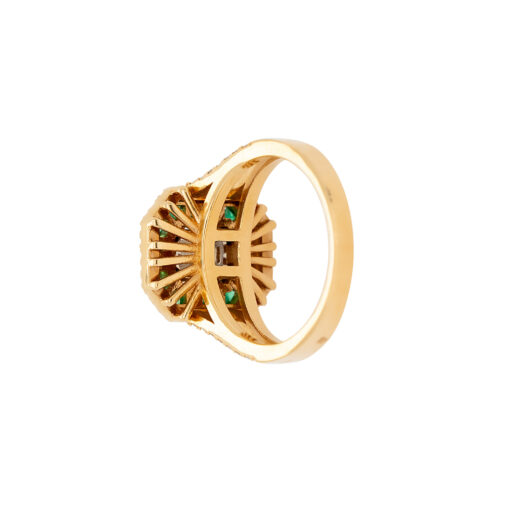 18k Yellow Gold 0.91ctw Diamond and 0.55ctw Emerald Multi Stone Octagonal Shape Ring - Image 17