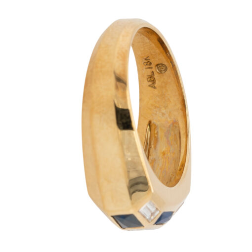 18k Yellow Gold Sapphire and Baguette Diamond Ring - Image 7
