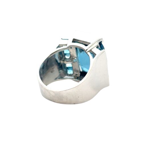 18k White Gold Blue Topaz and Diamond Ring