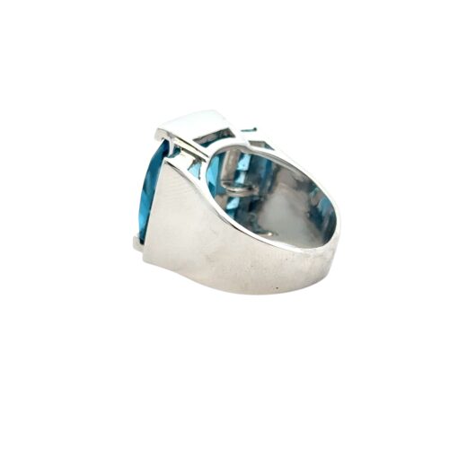 18k White Gold Blue Topaz and Diamond Ring
