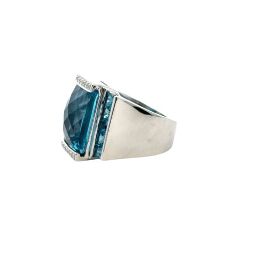 18k White Gold Blue Topaz and Diamond Ring
