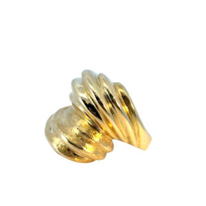 18k Swirl Statement Ring