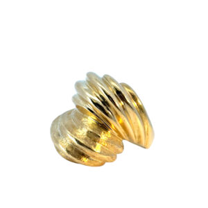 18k Swirl Statement Ring