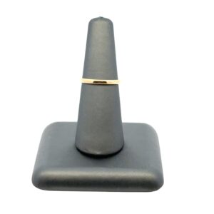 Simple Gold Ring Band