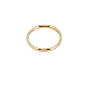 Sometimes, less truly is more. This Vintage 14k Yellow Gold Simple Ring Band is a timeless piece that captures the beauty of minimalism with effortless grace and classic charm. Crafted in solid 14k yellow gold, this sleek and slender band is perfect for stacking, wearing solo, or pairing with your favorite engagement ring or statement piece. With a band width of approximately 2.0 mm and a ring size of 6.5, it offers a refined, comfortable fit for everyday wear. Its subtle shine and smooth finish make it a versatile staple that complements any jewelry collection. Weighing just 1.9 grams, it’s lightweight yet luxurious—ideal for those who love understated elegance. Presented in a Diamonds by Raymond Lee presentation box, this vintage treasure is in excellent condition and ready to ship.