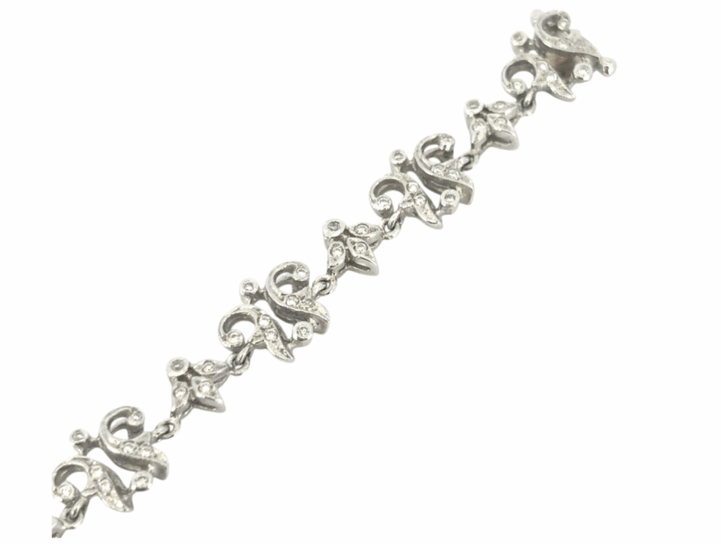 18k White Gold Diamond Floral Necklace