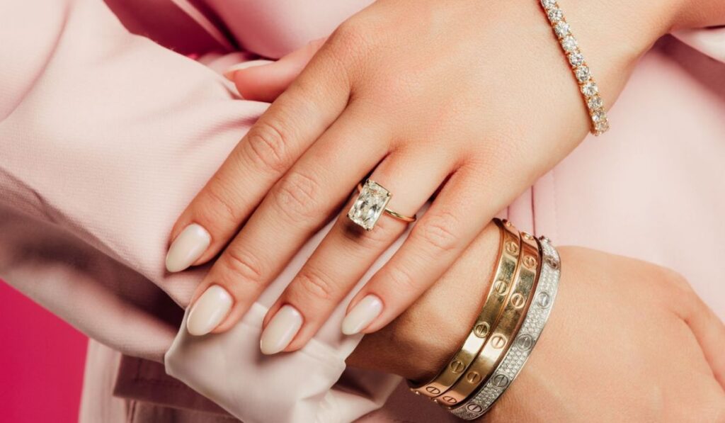 where to sell gold jewelry